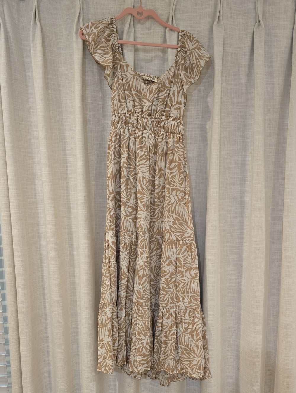Beige Leaf-Print Maxi Dress with Ruffled Shoulders